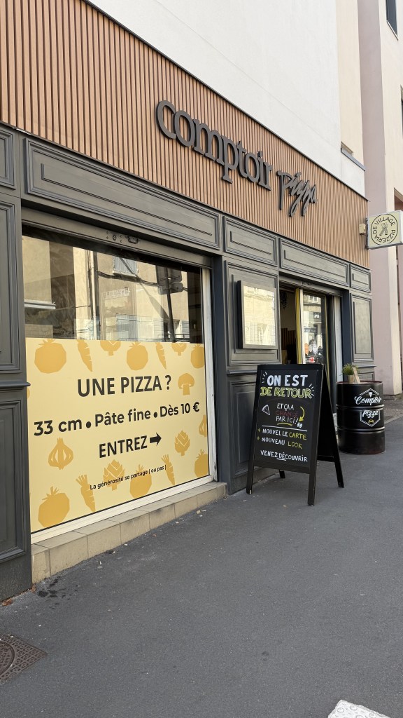 Façade de Comptoir Pizza à Écully